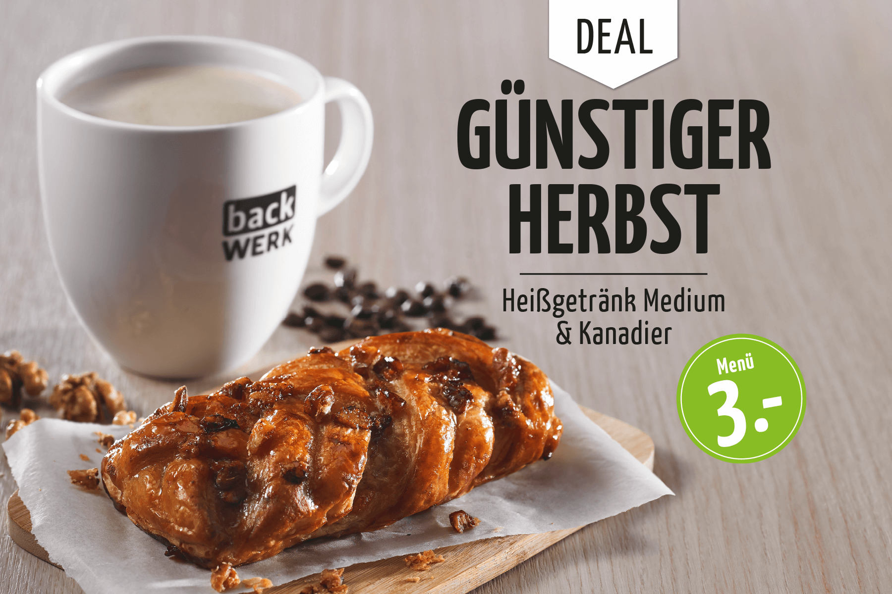 Günstiger Herbst - Medium-Heißgetränk + Kanadier für 3€